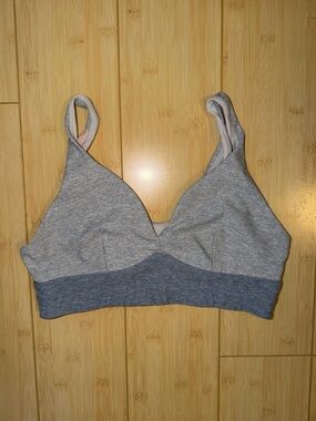 Outdoor Voices Plunge Sports Bra